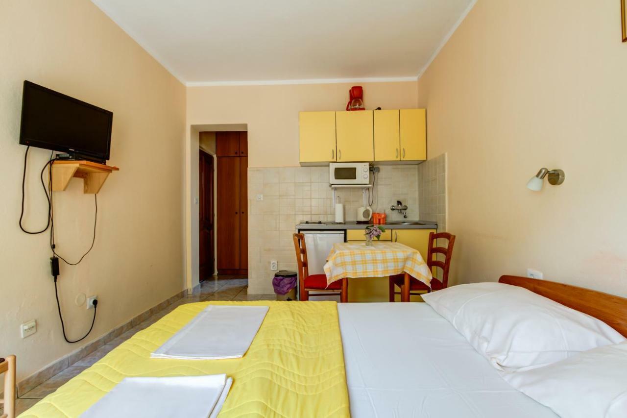 Apartmani Vesna Тиват Екстер'єр фото