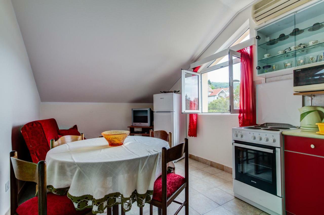 Apartmani Vesna Тиват Екстер'єр фото